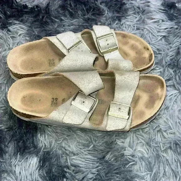 Birkenstock Shoes - Sz 39 regular footbed narrow Arizona Birkenstocks Big Buckle